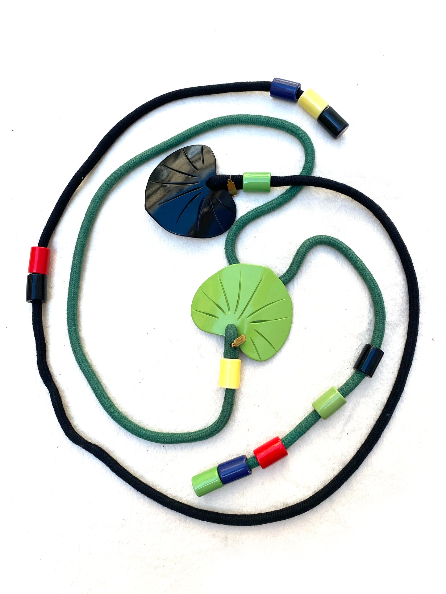 Ugo Correani - Leaf belt