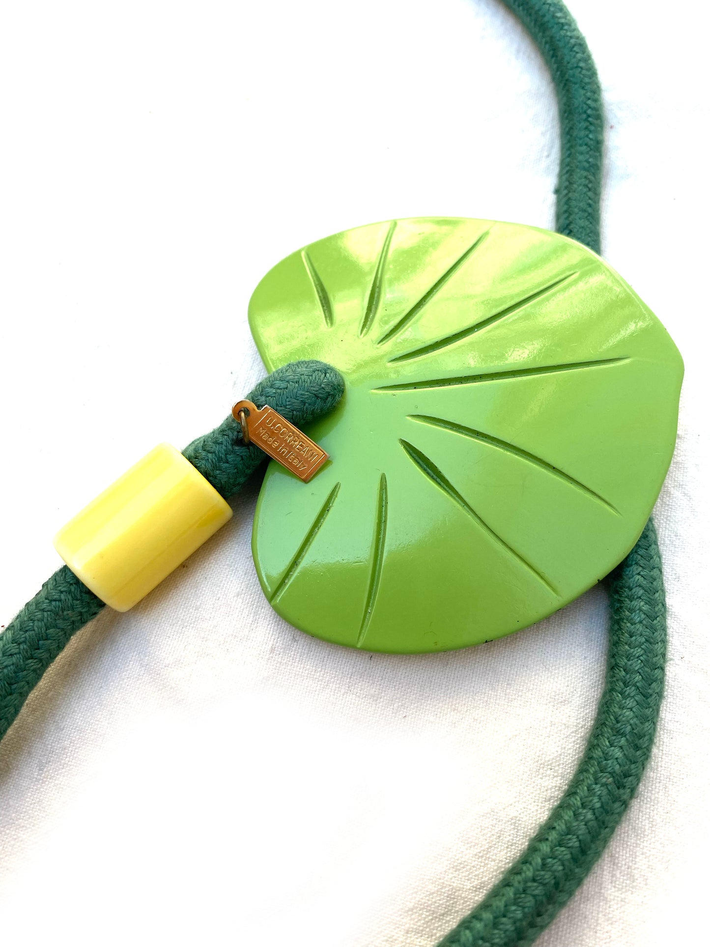 Ugo Correani - Leaf belt