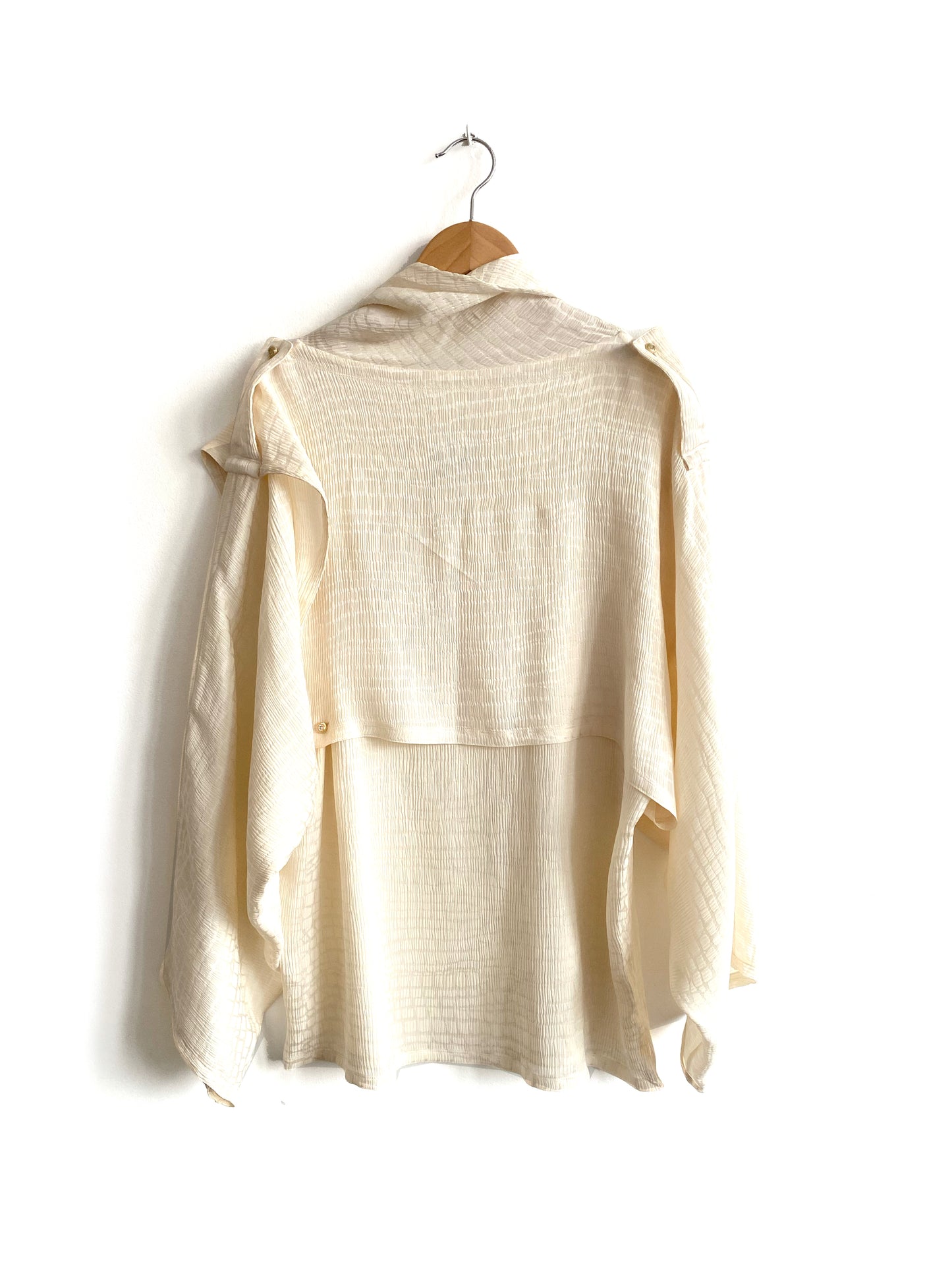 Giani Versace - Embossed silk blouse